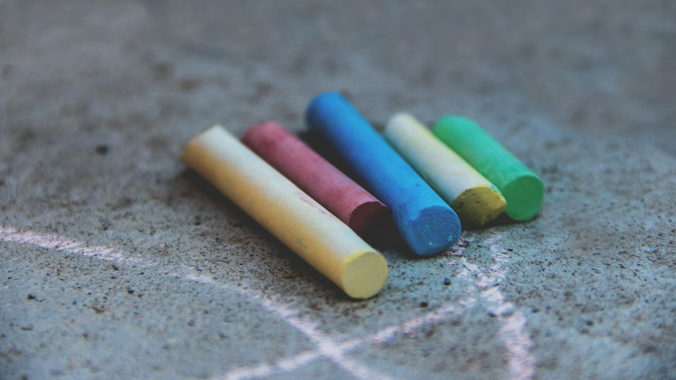 Zápach, fleky i vlhkost: Křída funguje tam, kde všechno ostatní selže