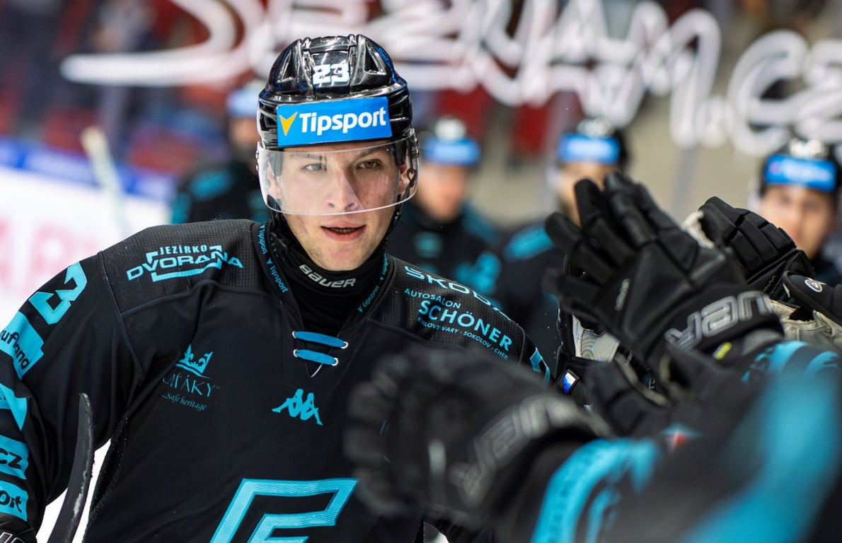 Hokejisté Mladé Boleslavi pod Hakenem zabrali a vyhráli v Karlových Varech