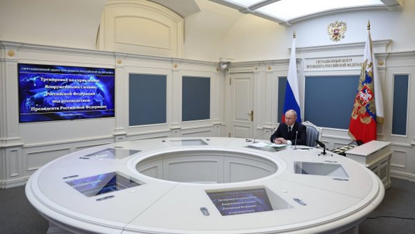 Putinův špatný týden. Proč Trump zase otočil a proč největší eso v rukávu teď mají Evropané