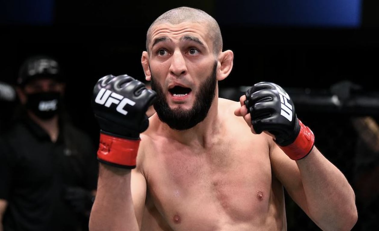 Šampion Chimaev se vysmál svému rivalovi po jeho první prohře v UFC