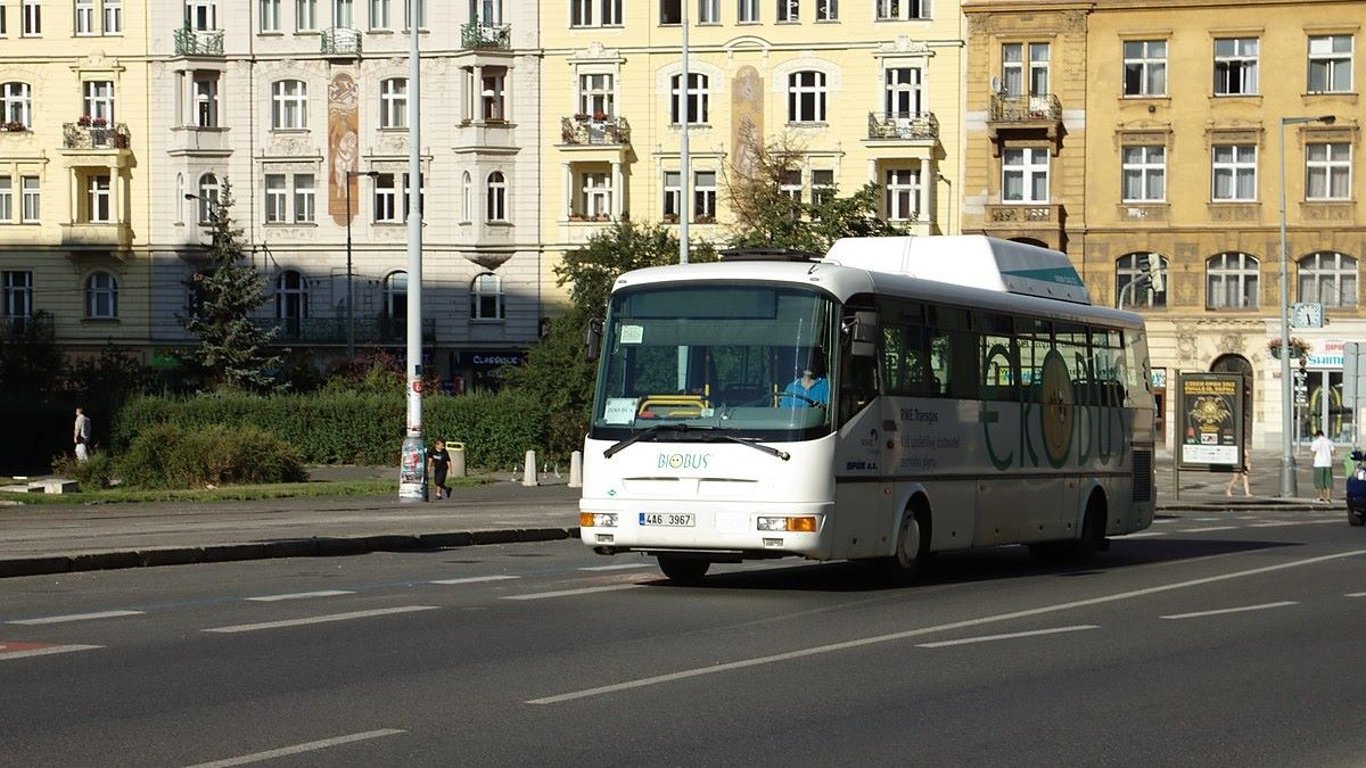 Trik, jak ušetřit na jízdném v autobuse. Vy to ještě neděláte? Můžete ušetřit stovky korun