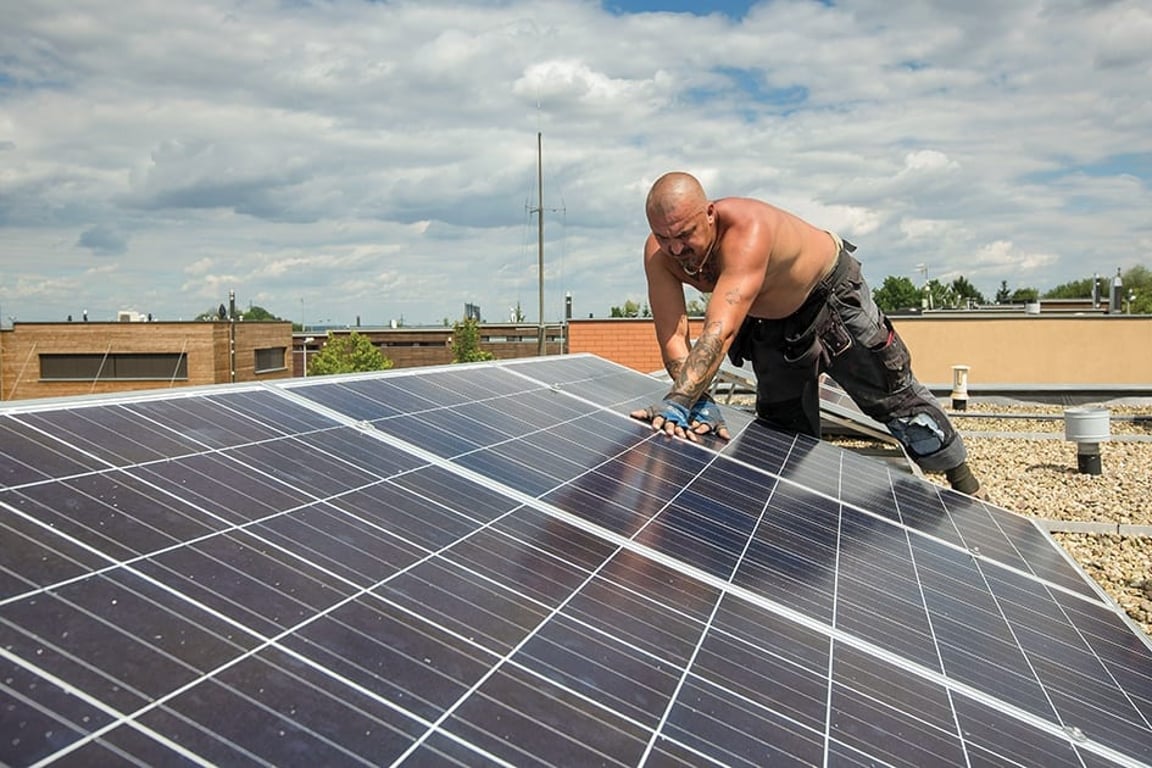 Bonega přináší jednoduché dálkové ovládání STOP pro bezpečné vypínání fotovoltaiky