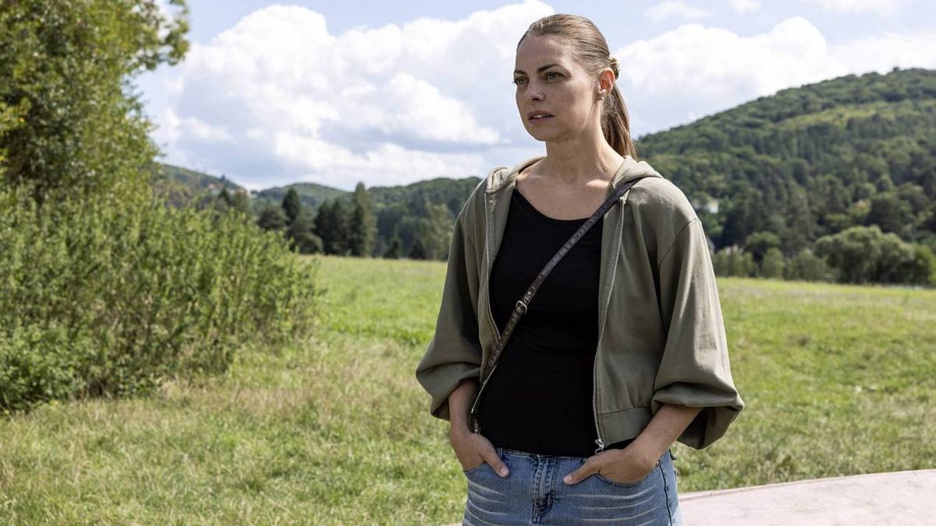 Život s lumpem není procházka růžovým sadem: Nová hořkosladká komedie dnes večer v České televizi