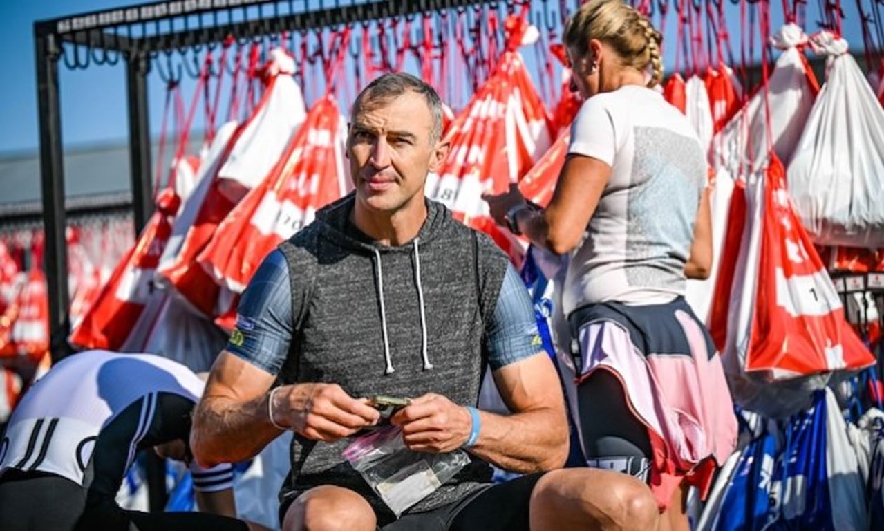 Čtyři hodiny, 56 minut, 47 vteřin. Chára dokončil hradeckého Ironmana na 316. příčce, cílem dál zůstává šampionát na Havaji