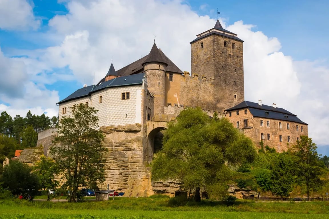 Hrad Kost