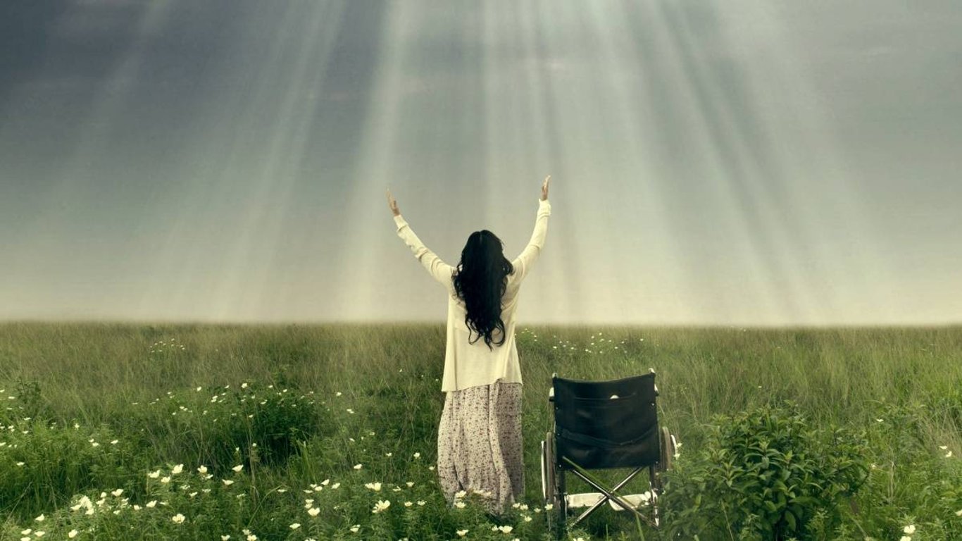 Andělská poselství na pátek: Otevřete svá srdce světlu a důvěřujte v nebeské vedení