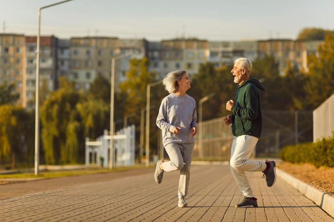 Stárnutí je přežitek. Principy longevity lákají stále více lídí