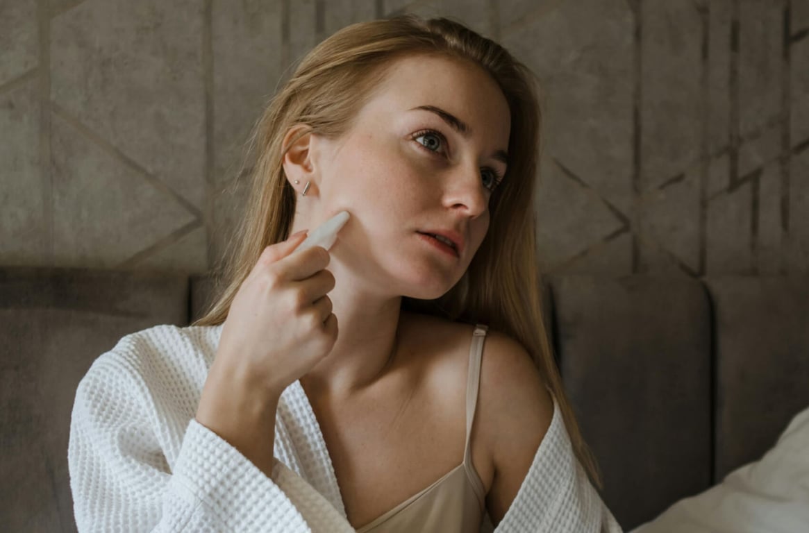 Zářivá pleť v každém věku: Osvojte si tipy, které fungují, ať už vám je třicet, čtyřicet nebo padesát