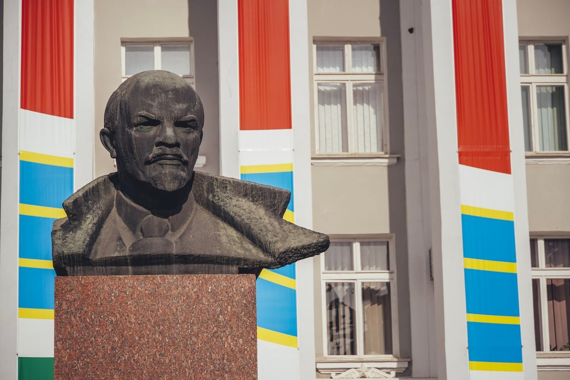 "Ruský region" na je na pokraji krachu. Hrozí v něm obří krize a sjednocení