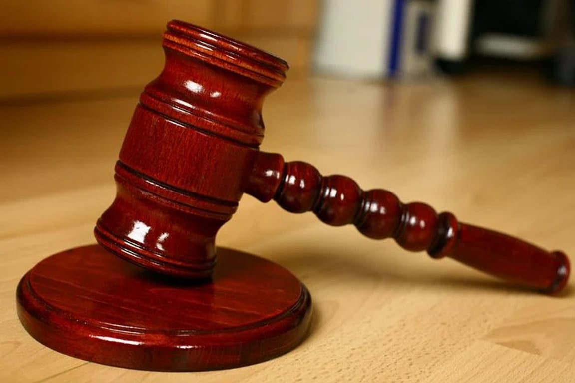 Pracovnice NKÚ plánovala vraždu bývalého manžela