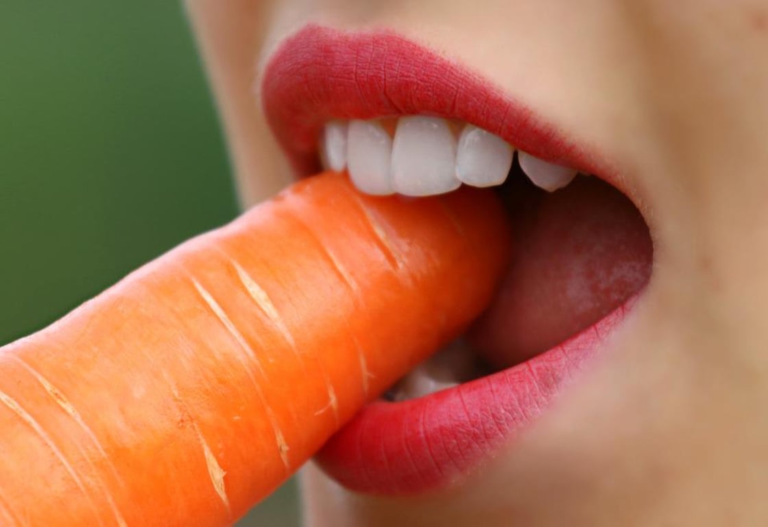 Co jíst pro krásné zuby? Správnou ústní hygienu můžete začít už v kuchyni!