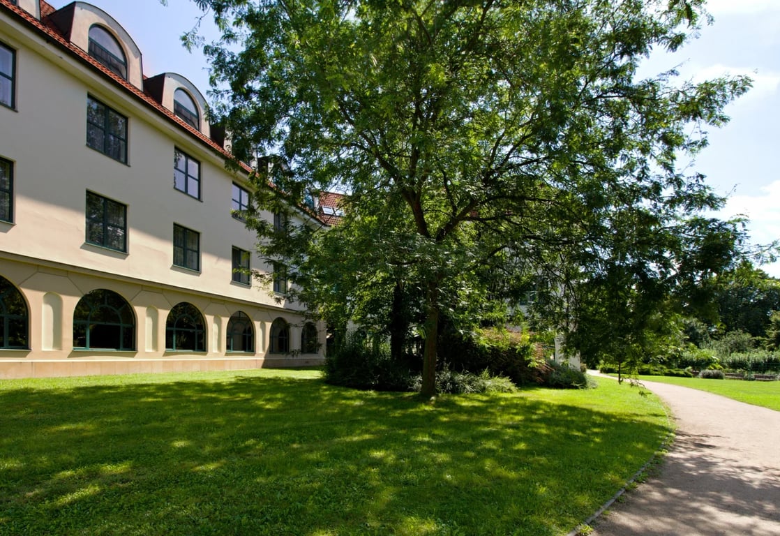 Češi je přehlížejí, ale zahraniční hosté si je nemohou vynachválit. Lázně, kde čas zpomalí.