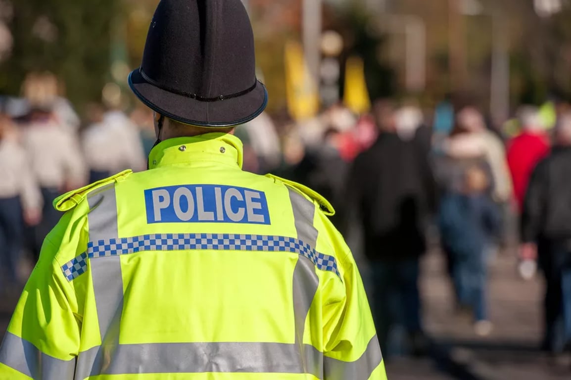 Britská policie vrakuje Volvo a BMW. Na pronásledování zločinců nakoupila české Superby