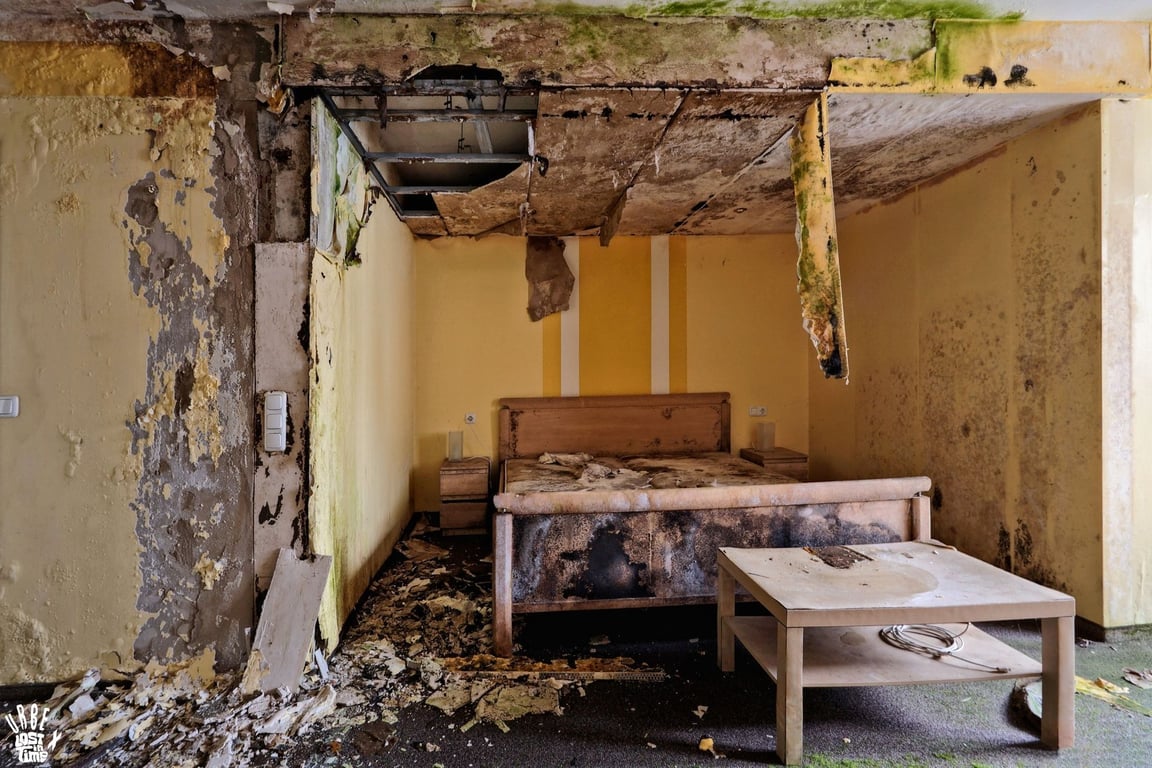 Wellness bez hostů, paneláky bez lidí. Návrat do zapomenutého Ferienparku B.