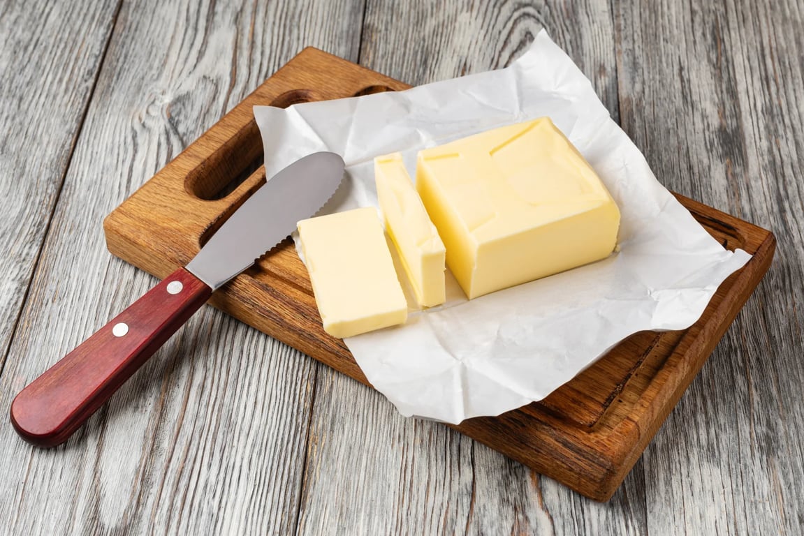 Češi chtěli ušetřit, ale dopadli hůř než čekali. Nejoblíbenější máslo je podvod na zákazníky