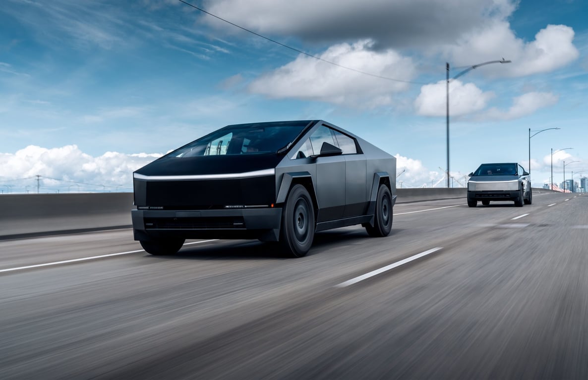 Tesla neví, kam s Cybertruckem. Musk je teď rozdává vlastním firmám