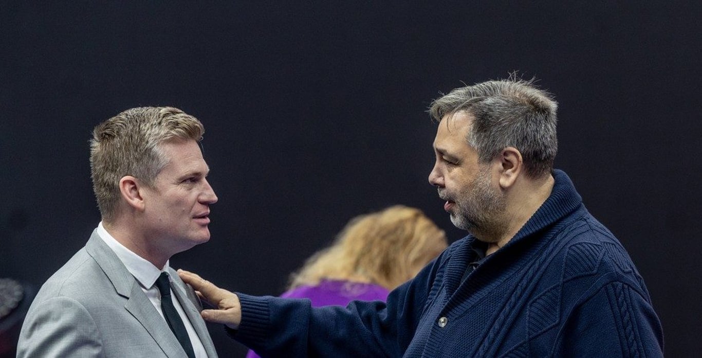 Jak se v Česku prodává vliv. Politici ve frontě na vstupenky do Xaverovy televize
