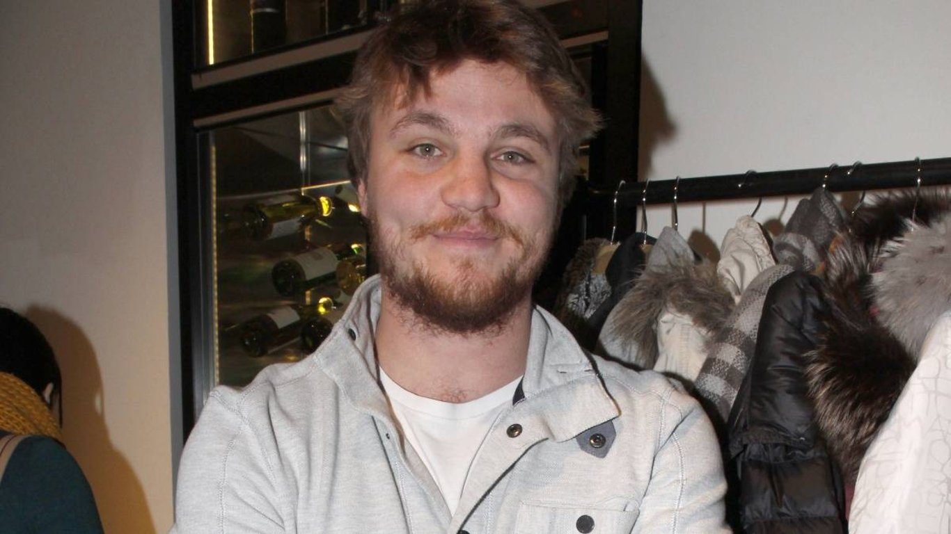 Zahrál si Macha od Šebestové i četníka Lásku. Dnes je hvězdou dabingu