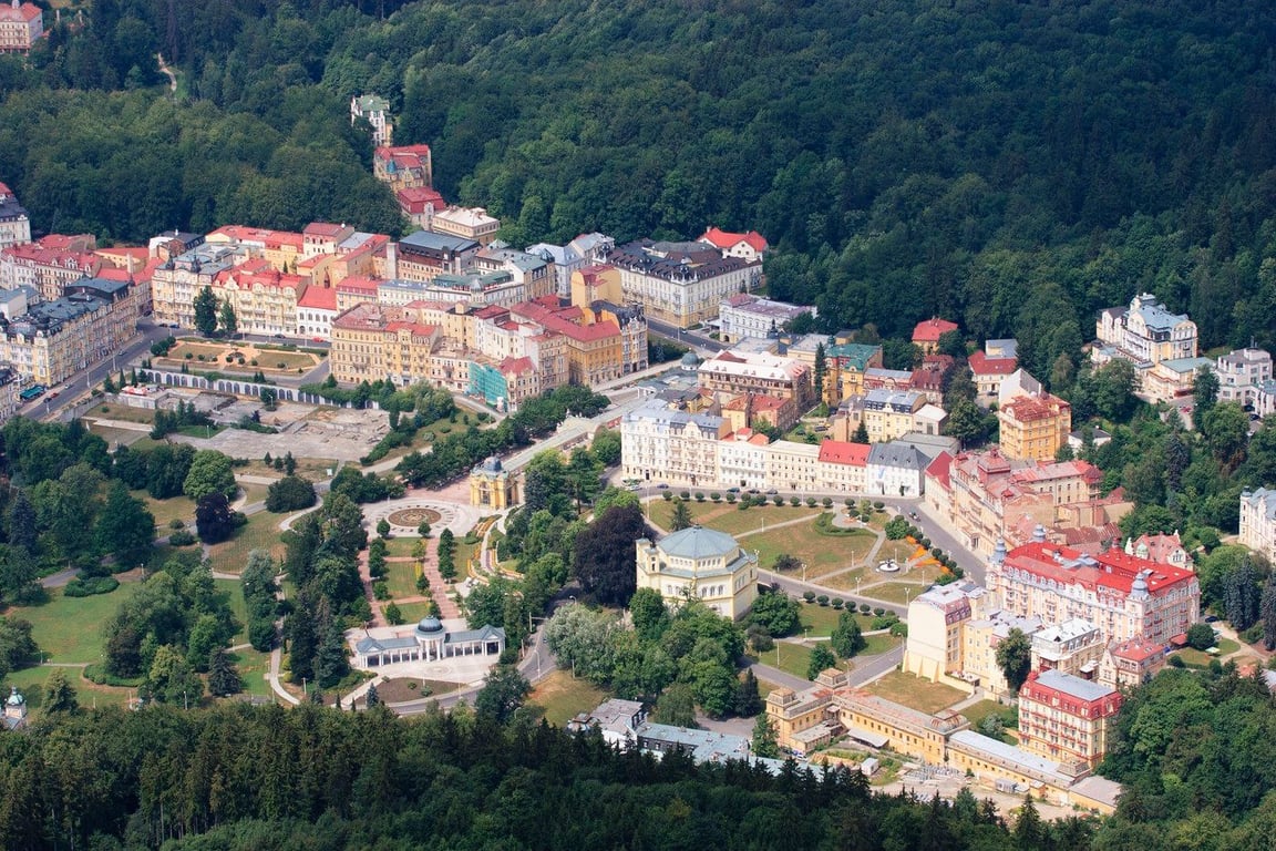 Co jste o Mariánských lázních možná nevěděli? Královská stopa i plynové injekce