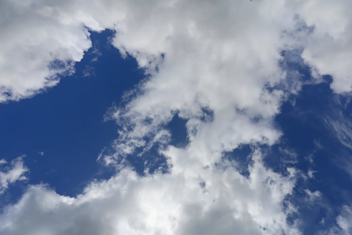 Meteorologické družice zaznamenaly cosi potěšujícího. Postupuje to na Česko