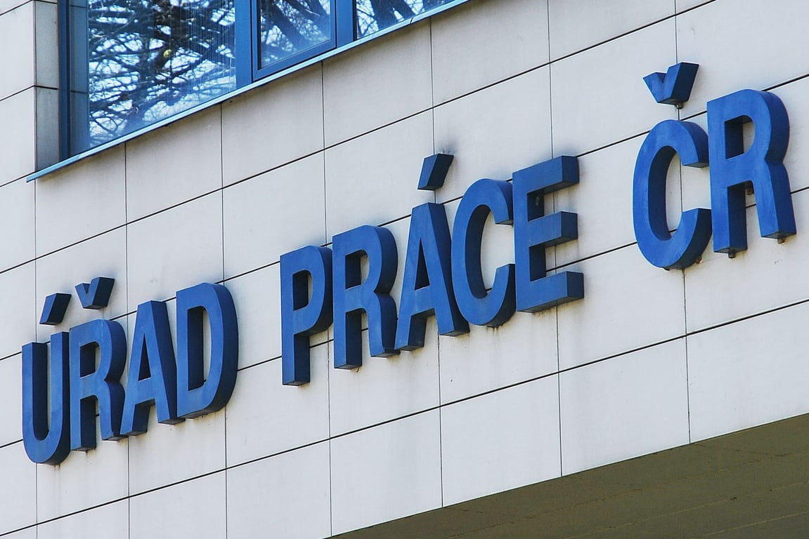 Zmeškat jednu schůzku na úřadu práce? Nově už žádná katastrofa