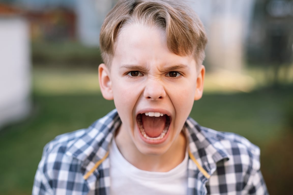 13letý syn byl na matku drzý, hrubý a arogantní. Rozhodla se vyřešit problém po svém