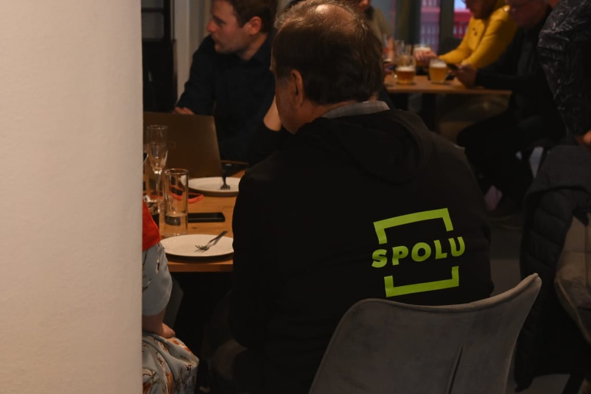 Spolu nad čtyřicet procent, ANO pod deset. Tak letos volili v Olší