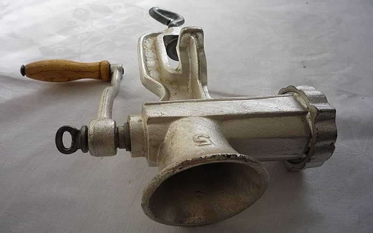 Máte v kuchyni tyto retro předměty? Jejich hodnota je dnes přes 100 000 Kč. Rychle se podívejte