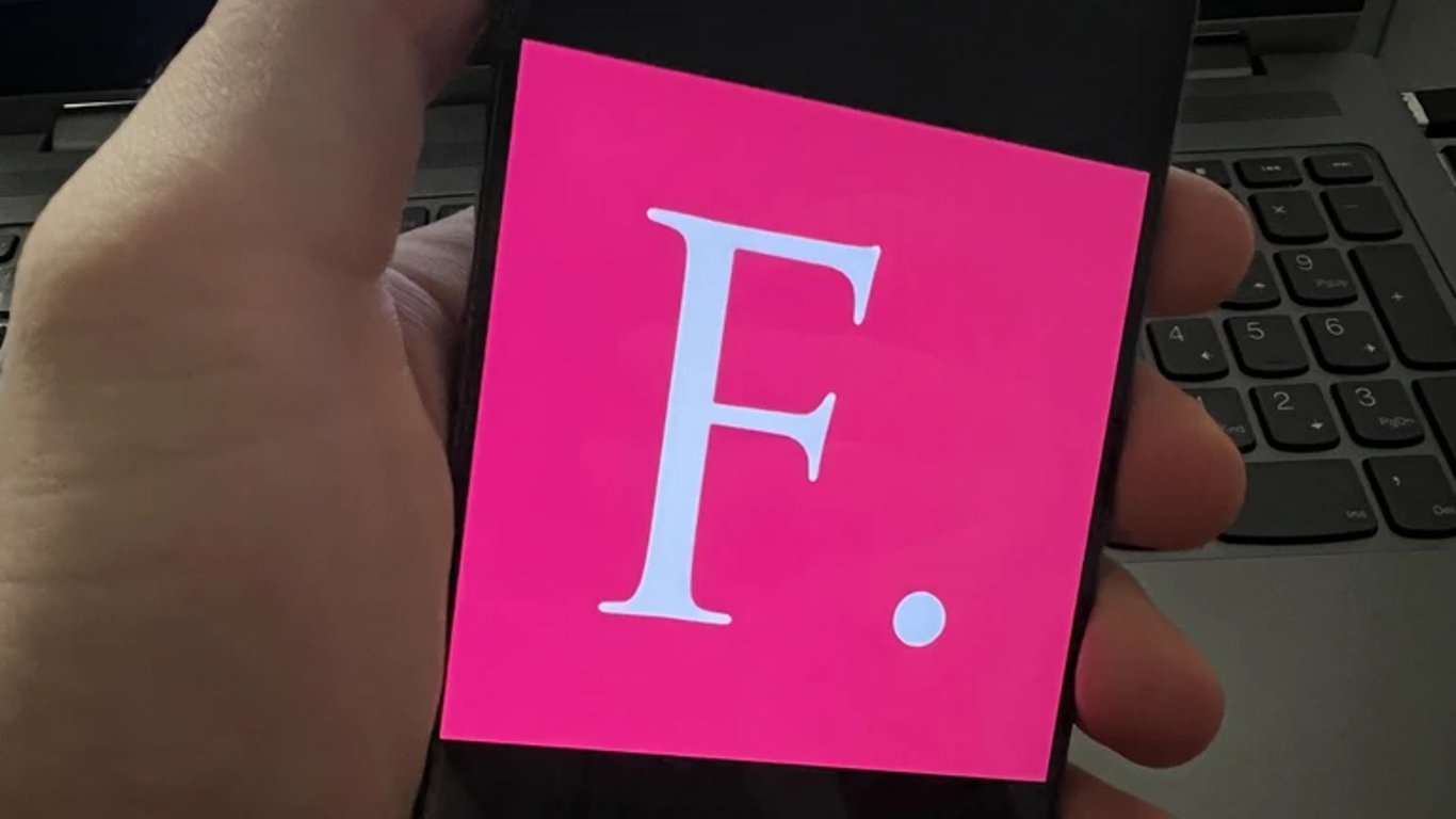 „Volal mi falešný FÚ, že mi vrátí 38 000 Kč díky daňové optimalizaci. Žádal jen ověření identity.“ Pavel naletěl a přišel o peníze na auto