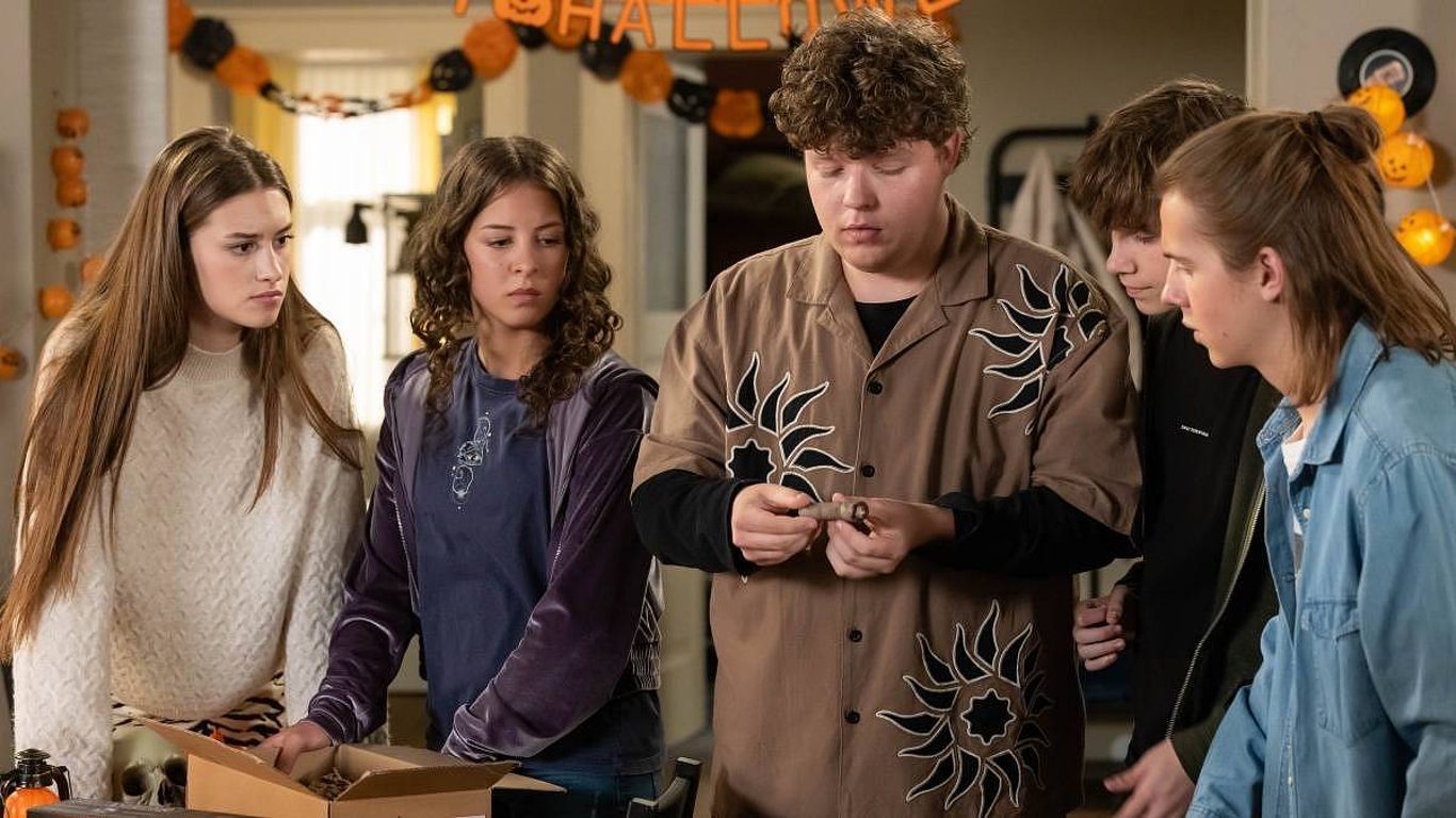 Zítra v Ulici: Úterní epizoda č. 5000 vnese Klímovým do bytu ohavný lidský prst