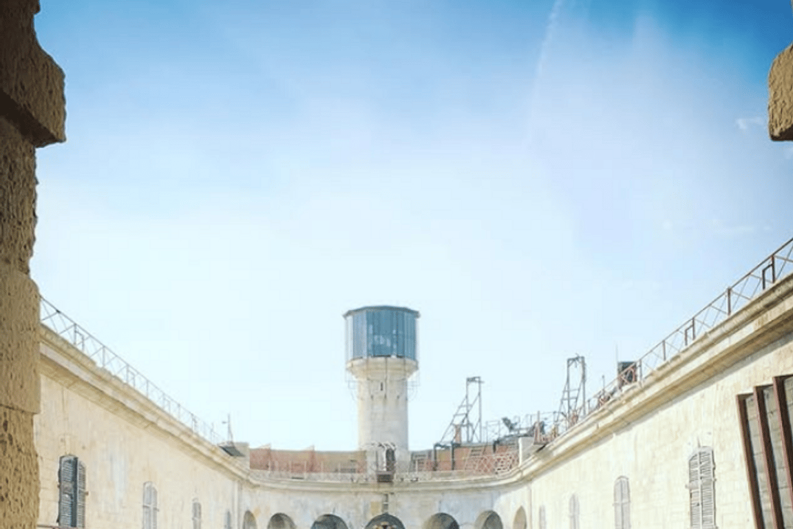 Po 16 letech vztahu do toho praštil: takhle nádhernou ženu si vzal Paklíč z Pevnosti Boyard