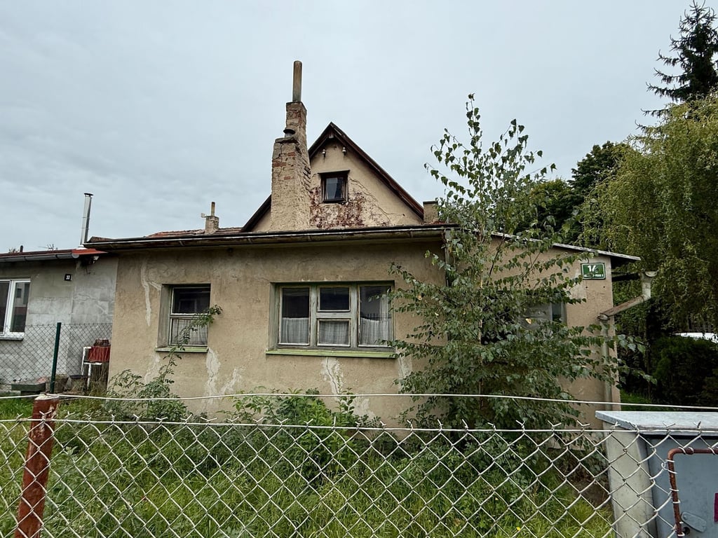 Slepičí války, prostitutky i kasaři. Příběhy postaviček z pražských kolonií žijí dál
