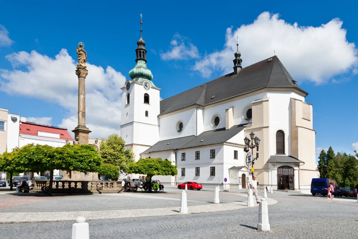 Česka města bojují o nové obyvatele. Nabízí peníze, pozemky i další výhody, které se neodmítají.
