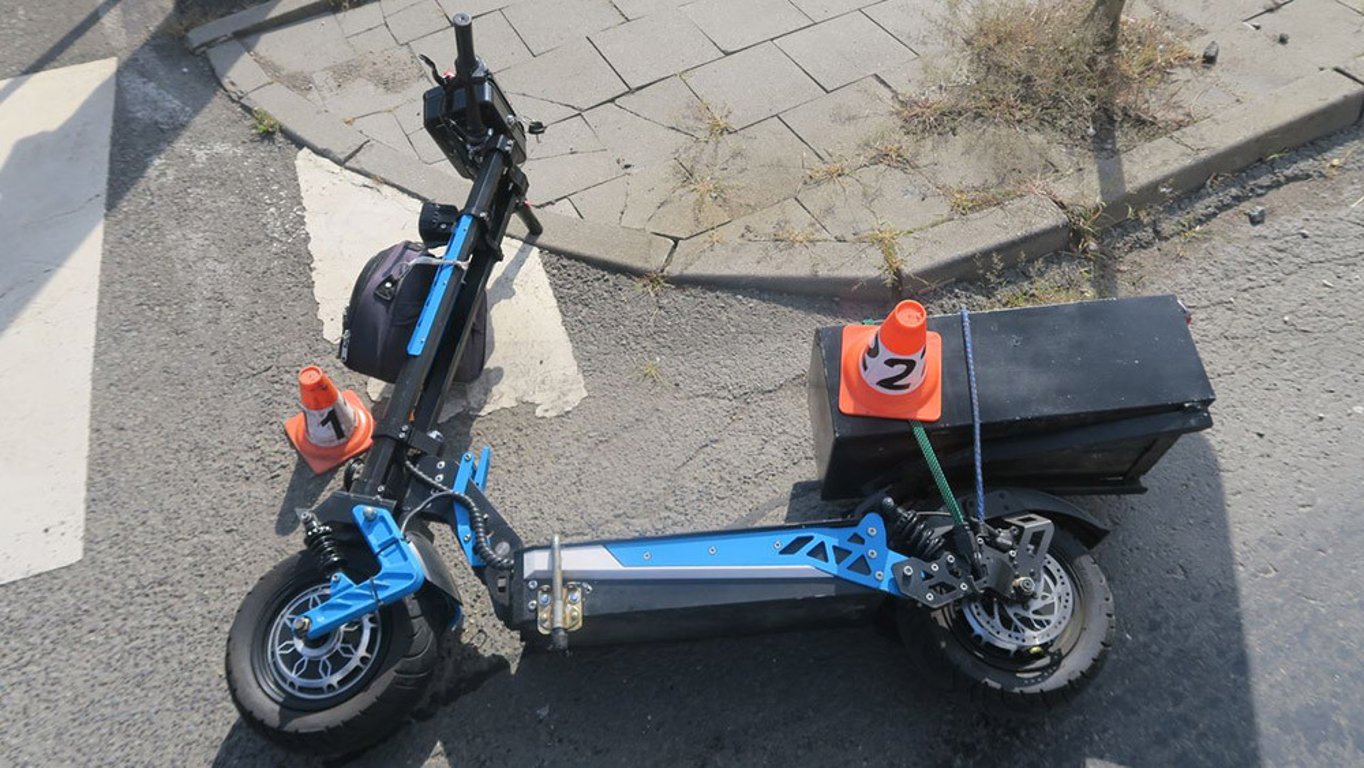 Pozor na koloběžky. Počet úrazů se v kraji zvýšil o polovinu, často je na vině alkohol