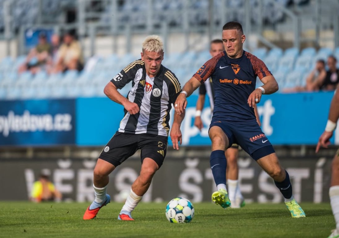 ANKETA: Dynamo stále čeká na výhru a míří do Prahy, Viktoria jede na vítězné vlně