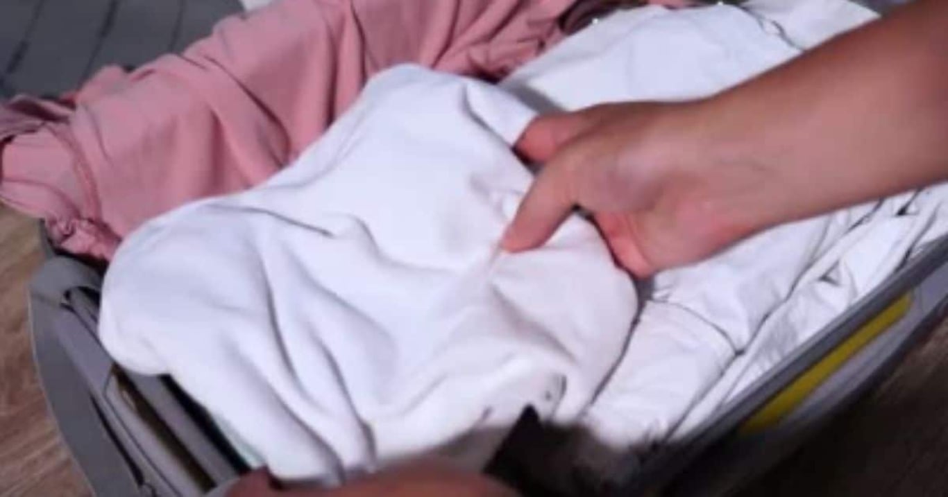 Hned po příchodu do hotelového pokoje patří kufry do vany. Kdo to neudělá, může si přivést domů pořádné problémy