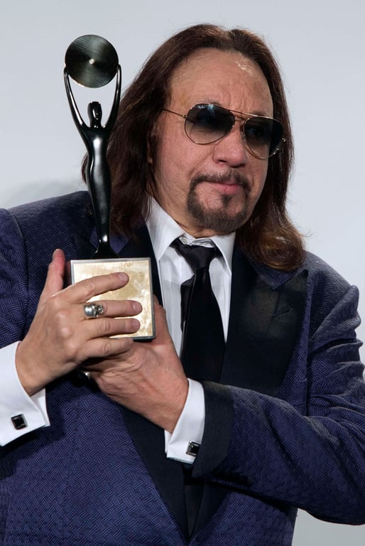 Zemřel někdejší člen americké kapely Kiss Ace Frehley