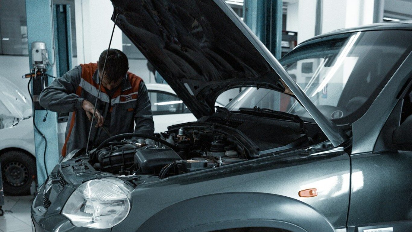 Tisíce řidičů tohle dělají denně: Mechanici jen kroutí hlavou, a vy možná taky