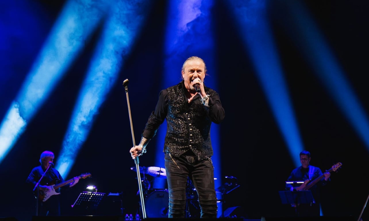 Frontman Kabátu se po 30 letech loučí s muzikálovou kariérou výběrovým albem