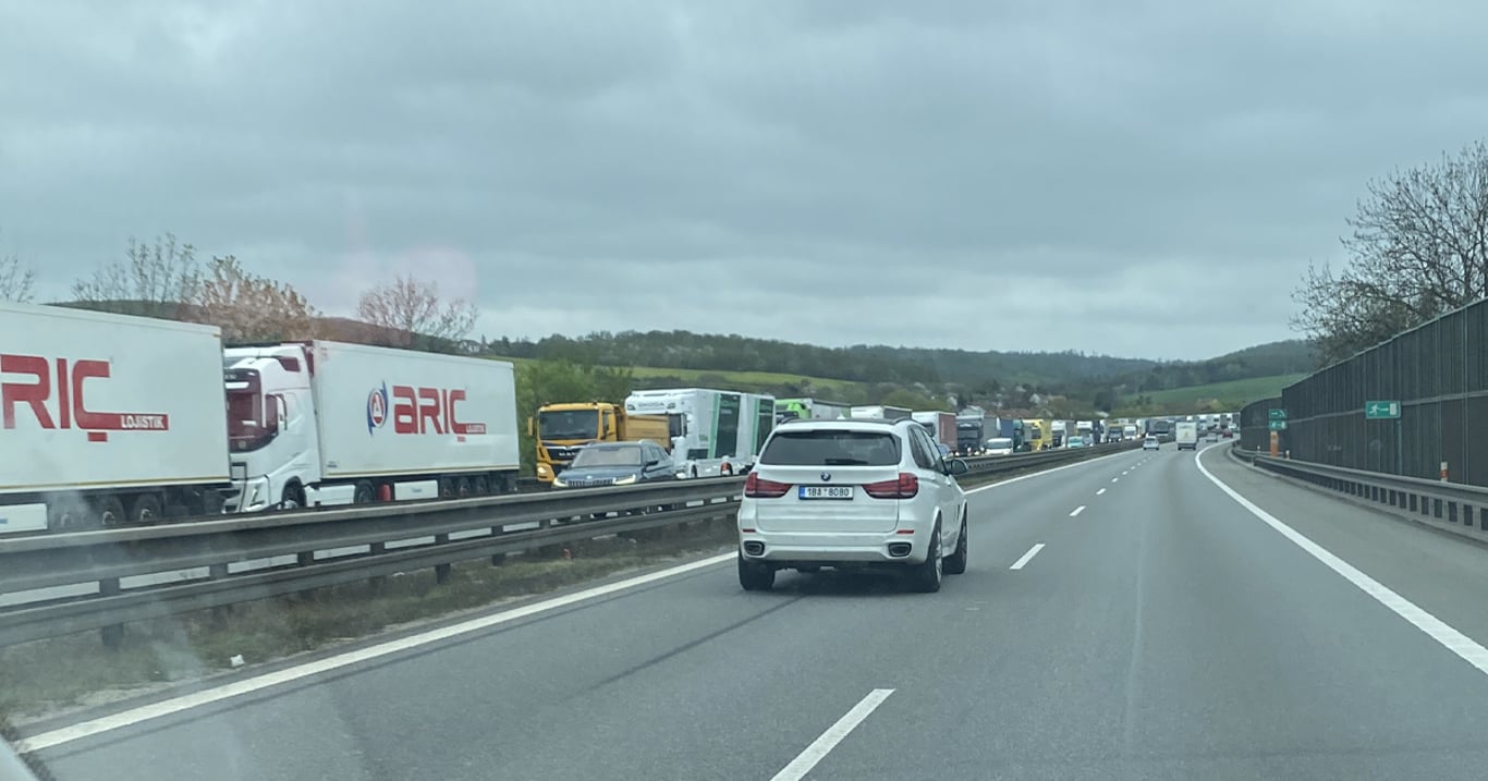 Změny v roce 2025 uvítají všichni řidiči: Zvýšení povolené rychlosti na 150 km/h. Kde a od kdy?