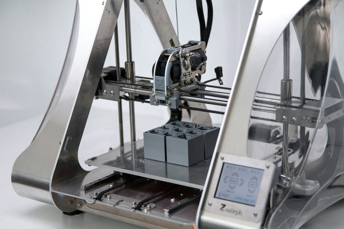 Elektroerozivní obrábění: Technologie, výhody a nevýhody EDM
