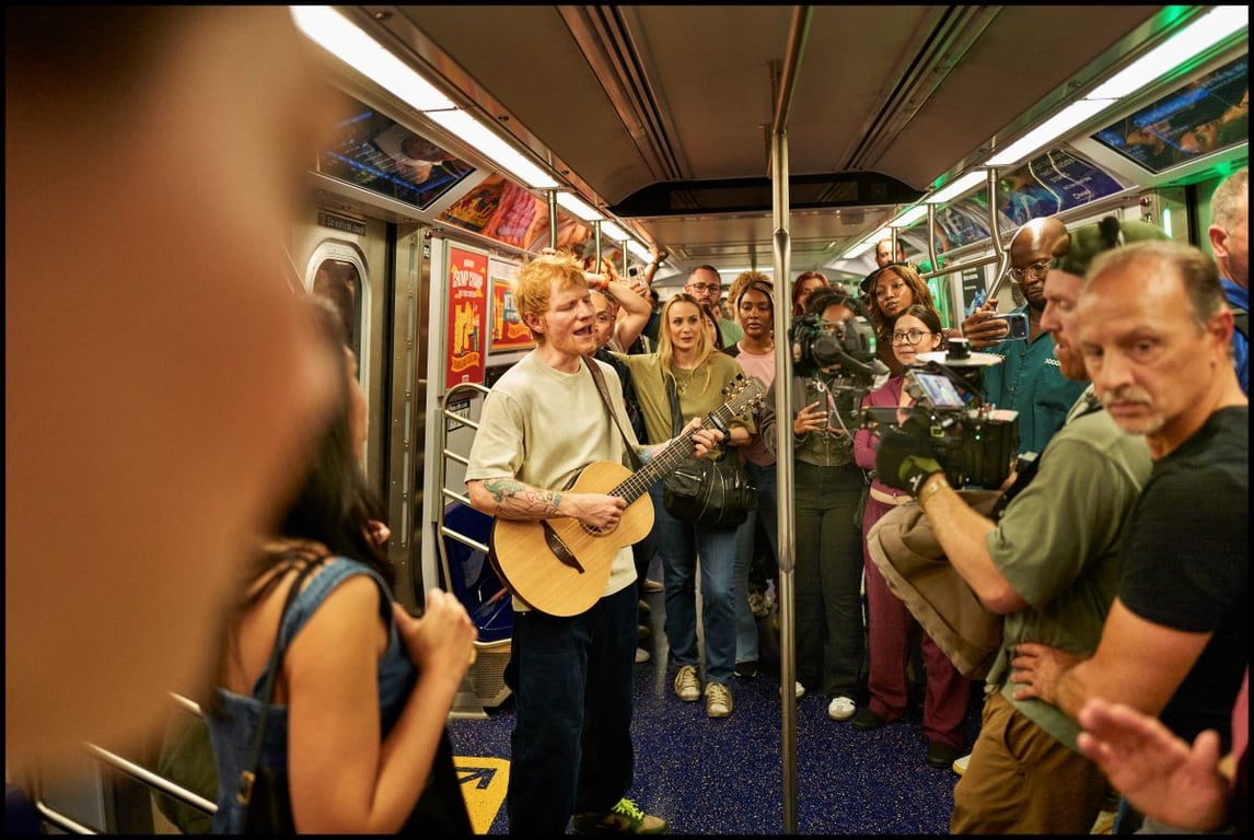 Ed Sheeran na Netflixu představí revoluční projekt. Na jeden záběr ho natočil režisér Adolescenta