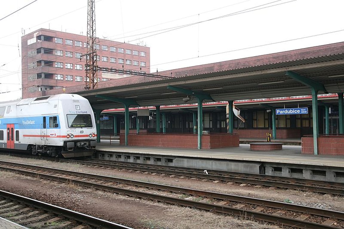 Jeden z nejfrekventovanějších železničních úseků se dočká opravy