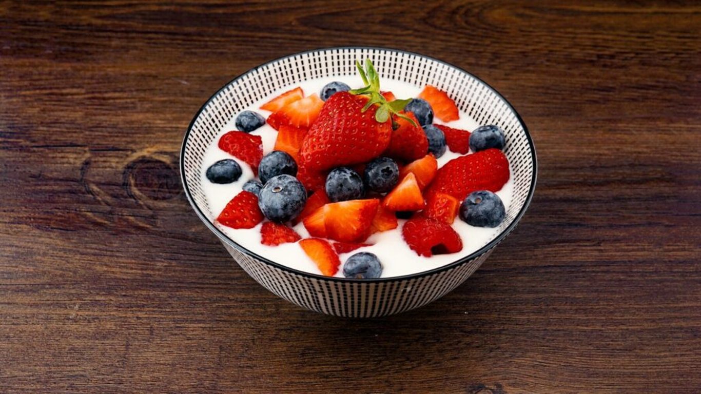 Jak vybrat zdravý jogurt? Sledujte protein a probiotika