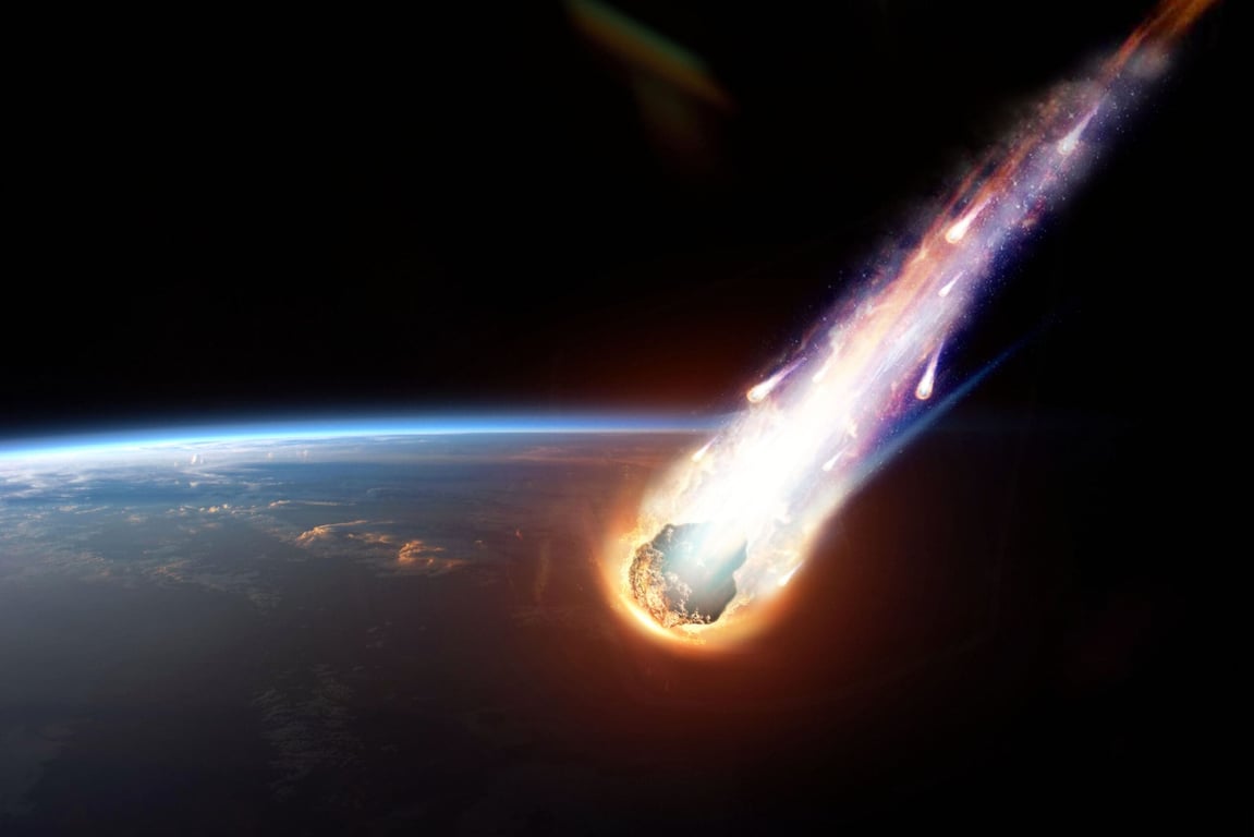 Češi řeší ceny energií. Mezitím kolem Slunce létá asteroid, který by je srovnal se zemí