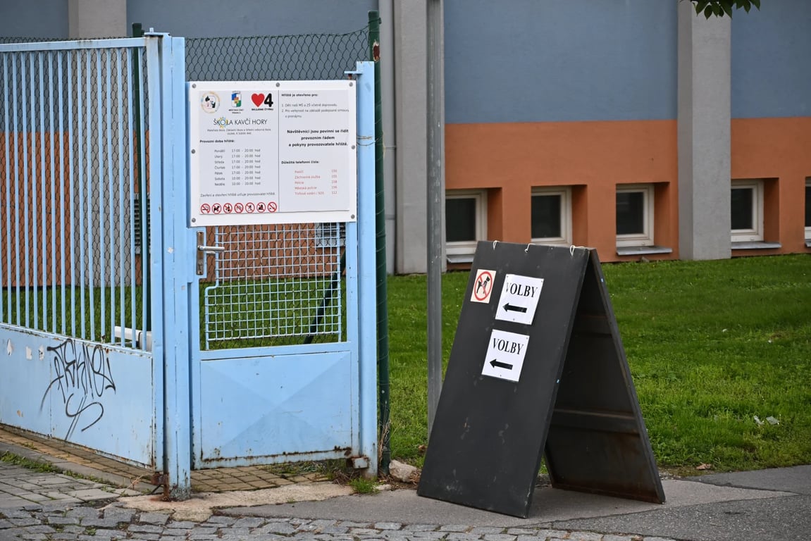 Rozhodla jsem se jít k volbám. Jenže hned po vstupu do místnosti přišel šok, který mi vyrazil dech