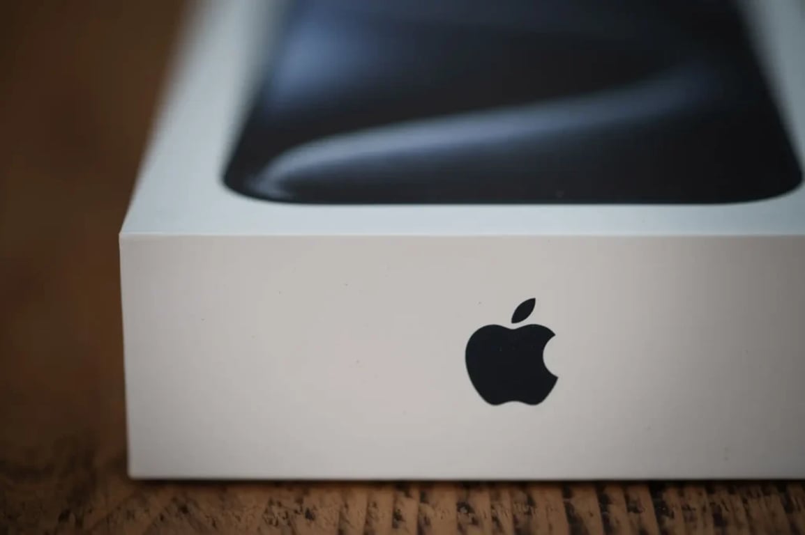 Letošní iPhony nikdo nechce. Tak špatné prodeje Apple nepamatuje. Důvod je ale pochopitelný