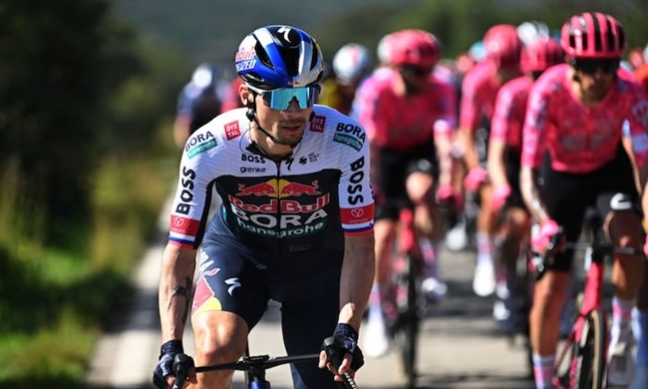 Evenepoel a Roglič nově pod jednou střechou: Bora staví supertým proti Pogačarovi a Vingegaardovi