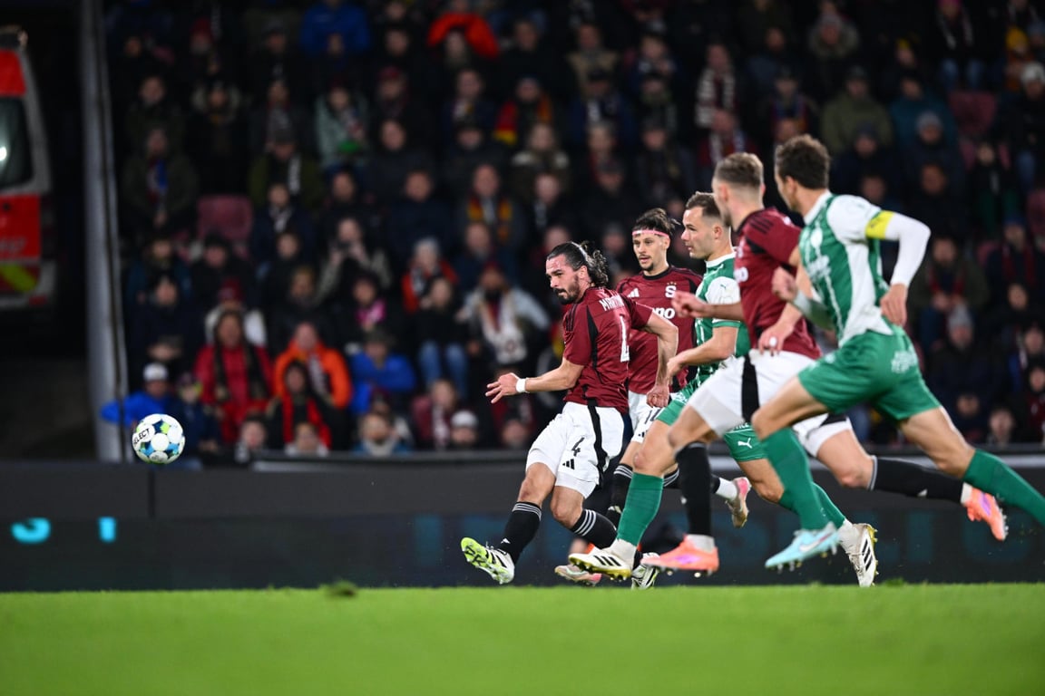 Fotbalisté Sparty zdolali 2:1 Bohemians 1905 a vrátili se do čela ligové tabulky