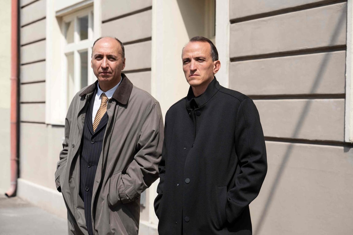 Ulice v pondělí: Tanec a zpěv nad hrobem, petice a vyhlášení války klubu i Jirkovi a zaskočená Laura